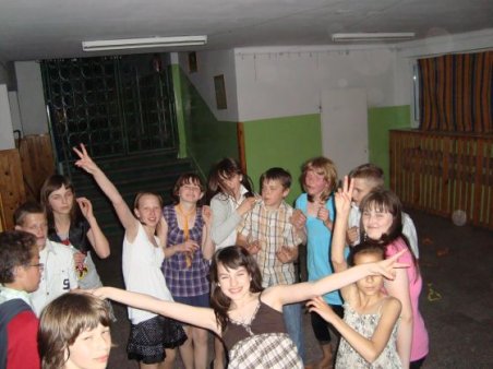 Pożegnalna dyskoteka absolwentów