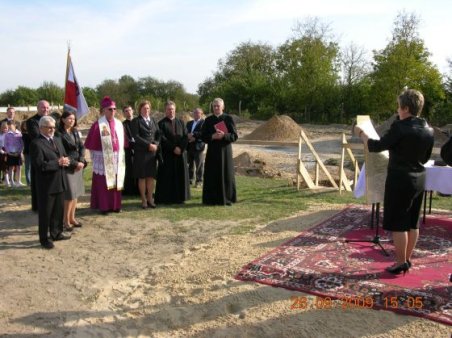 Poświecenie kamienia węgielnego sali widowiskowo-sportowej