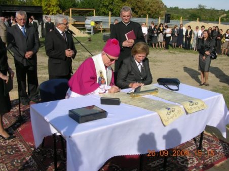 Poświecenie kamienia węgielnego sali widowiskowo-sportowej