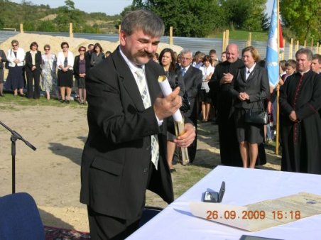 Poświecenie kamienia węgielnego sali widowiskowo-sportowej