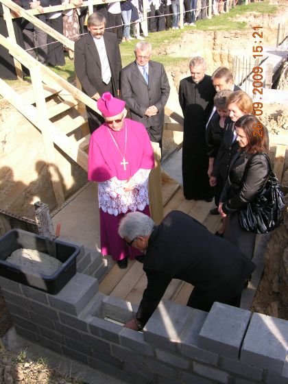 Poświecenie kamienia węgielnego sali widowiskowo-sportowej