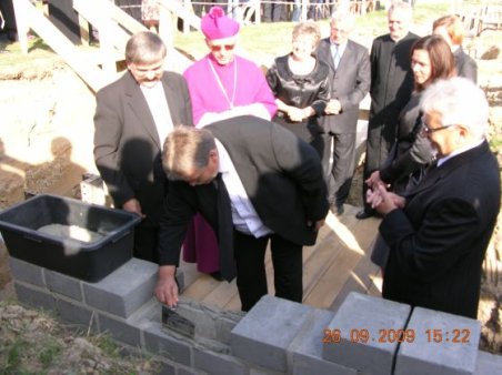 Poświecenie kamienia węgielnego sali widowiskowo-sportowej