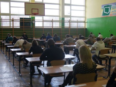 PRÓBA SIŁ TRZECIOKLASISTÓW