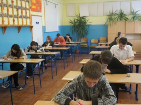 PRÓBA SIŁ TRZECIOKLASISTÓW