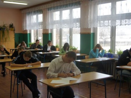 PRÓBA SIŁ TRZECIOKLASISTÓW