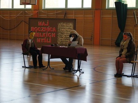 Maj &#8211; rocznica wielkich myśli