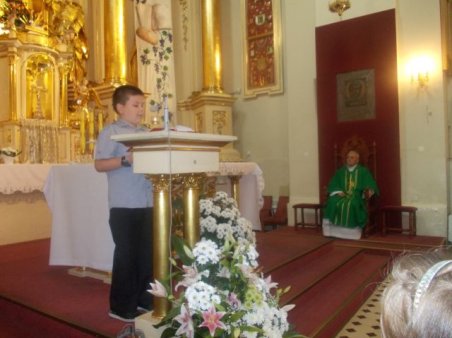 Pielgrzymka dziękczynna klasy II