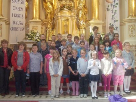 Pielgrzymka dziękczynna klasy II