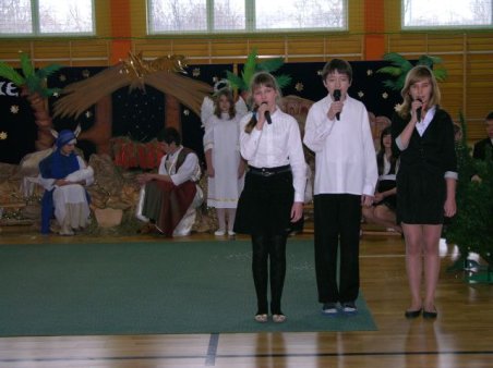 RODZI SIĘ MIŁOŚĆ