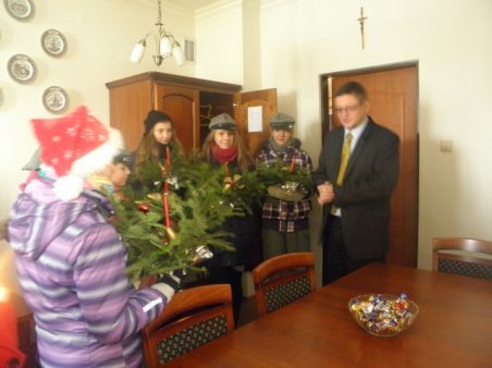 Betlejemskie Światło Pokoju 2012