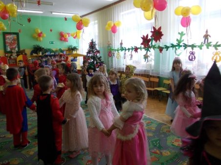 Choinka u przedszkolaków