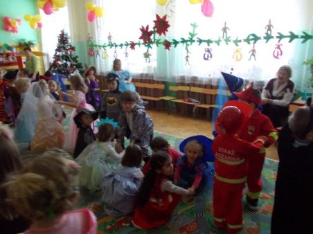 Choinka u przedszkolaków