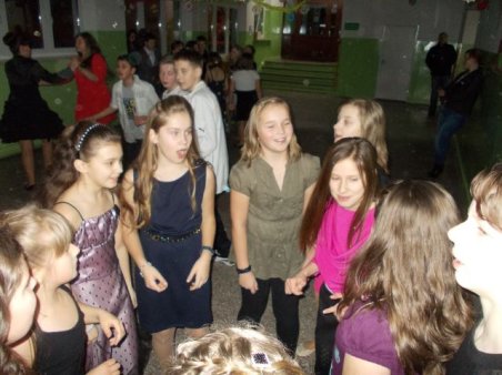 Zabawa choinkowa IV-VI