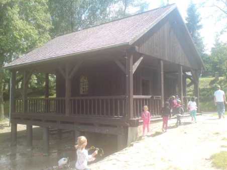 Przedszkolaki w Parku Jurajskim