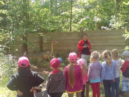 Przedszkolaki w Parku Jurajskim