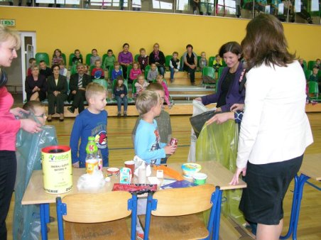 WSZYSTKIE DZIECI SEGREGUJĄ ŚMIECI