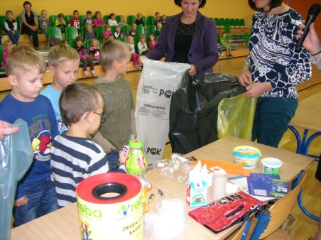 WSZYSTKIE DZIECI SEGREGUJĄ ŚMIECI