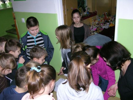 Pomagamy dzieciom