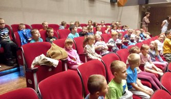 Wyjazd na teatrzyk &#34;Piotruś Pan&#34;