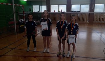 Powiatowe zawody w badmintonie