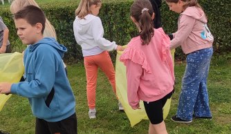 Klasy 1–3 sprzątają Ziemię!