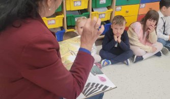 Dzień Głośnego Czytania i Czytania z Sercem w przedszkolu