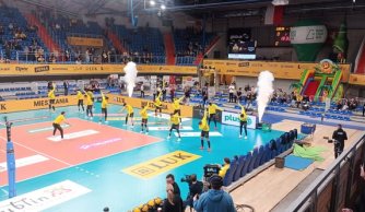 MECZ SIATKÓWKI NA NAJWYŻSZYM POZIOMIE